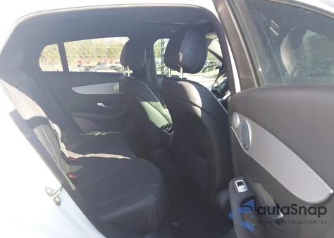 2019 Mercedes-Benz Glc 300 Coupe 4Matic z USA, uszkodzony, nr VIN WDC0J4KB4KF588689